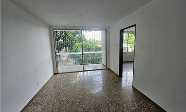 Casa independiente en arriendo barrio La Flora Cali