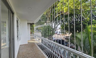 Casa independiente en arriendo barrio La Flora Cali