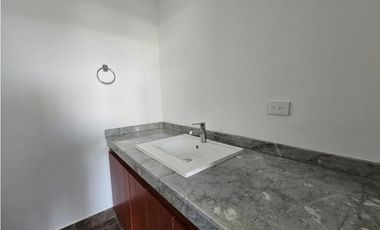Casa independiente en arriendo barrio La Flora Cali