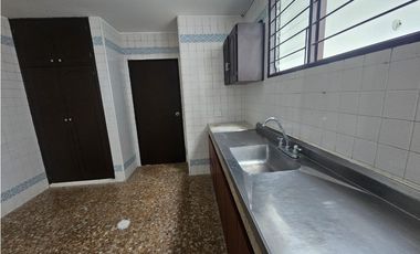 Casa independiente en arriendo barrio La Flora Cali