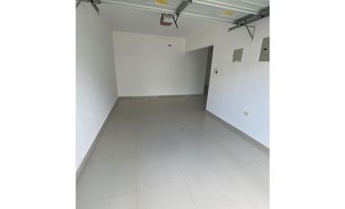 Casa: vivienda y Comercial B/ Monteverde