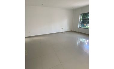 Casa: vivienda y Comercial B/ Monteverde