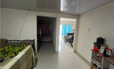 Casa esquinera con plancha en venta - Santa Elena El Cerrito Valle