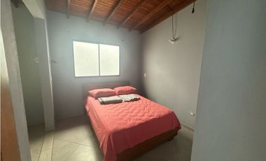 SE VENDE CASA EN LA CEJA UNIDAD ABIERTA LOS COLORES