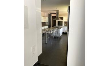 VENTA DE CASA EN SAN JOSÉ DE BAVARIA, 322 M2 POR $2.800'000.000