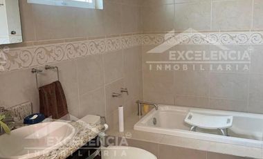 VENTA DE RESIDENCIA EN EL CLUB ERANDENI  DE UN NIVEL.