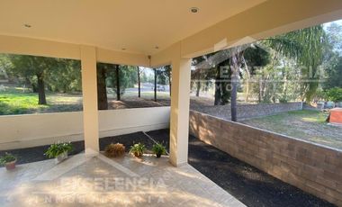 VENTA DE RESIDENCIA EN EL CLUB ERANDENI  DE UN NIVEL.