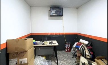 VENTA DE GALERA, EN PARQUE LEFEVRE (8)