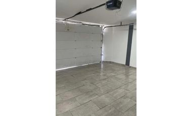 SE ALQUILA CASA EN ALTOS DE PANAMA