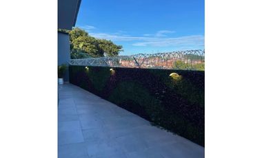 SE ALQUILA CASA EN ALTOS DE PANAMA