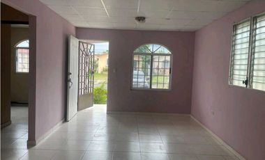 SE ALQUILA CASA EN VILLA DEL SOL
