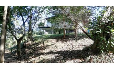 SE ALQUILA CASA EN CERRO ANCON