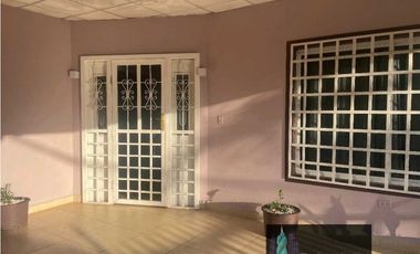 VENTA  CASA EN DAVID DE  1,000 METROS MAS 9 APARTAMENTOS