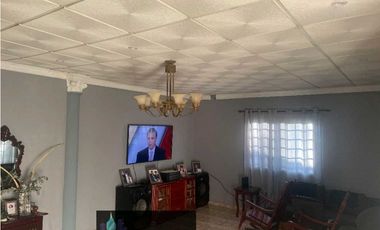 VENTA  CASA EN DAVID DE  1,000 METROS MAS 9 APARTAMENTOS