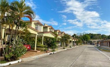 VENTA CASA EN CLAYTON 4 RECAMARAS ALBROOK GARDENS CV