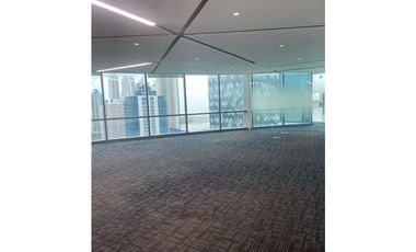 SEA CONFIABLE VENDE O ALQUILA OFICINA EN PH FINANCIAL PARK