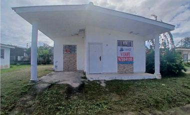 SE VENDE CASA EN VILLA DE LOS SANTOS - AGUA MARINA.