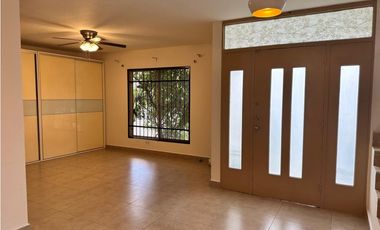 CLAYTON / EMBASSY GARDENS / 500M2 / 3 HAB / TERRAZA / LINEA BLANCA