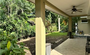 CLAYTON / EMBASSY GARDENS / 500M2 / 3 HAB / TERRAZA / LINEA BLANCA