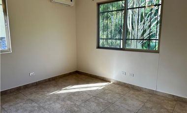 CLAYTON / EMBASSY GARDENS / 500M2 / 3 HAB / TERRAZA / LINEA BLANCA