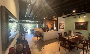 SE VENDE CASA EN LLANOS DE CURUNDU