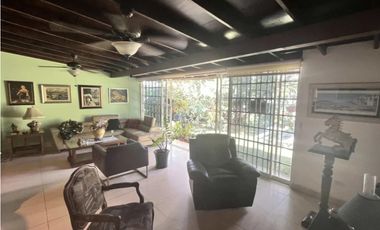 SE VENDE CASA EN LLANOS DE CURUNDU