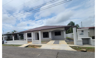 Hermosa Vivienda Nueva a La Venta.