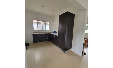 Residencial  ,San Antonio Hills, David