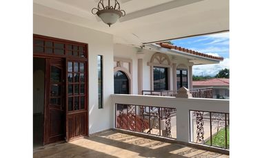 Casa a la venta, San Carlitos David