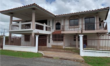 Casa a la venta, San Carlitos David