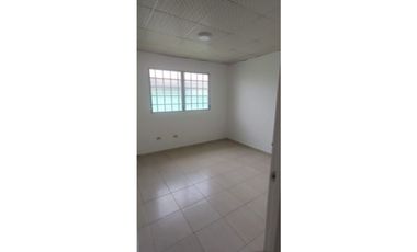 Hermosa vivienda ubicada en área céntrica en David