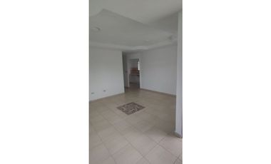 Hermosa vivienda ubicada en área céntrica en David