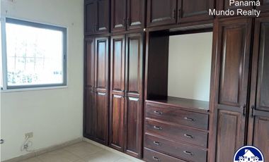 Hermosa vivienda con dos piscinas