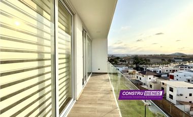 Nuevo departamento semi amoblado en URB. PORTOMANTA, Manta