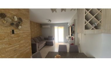 En venta casa 2 habitaciones Urb. Arboleda.
