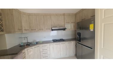 En venta casa 2 habitaciones Urb. Arboleda.