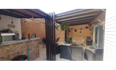 En venta casa de 4 habitaciones urb. Arboleda