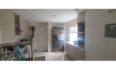 En venta casa de 4 habitaciones urb. Arboleda