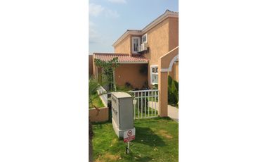 En venta casa de 4 habitaciones urb. Arboleda