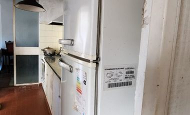 DEPARTAMENTO EN VENTA EN CALLE URQUIZA 1264  (A RECICLAR )