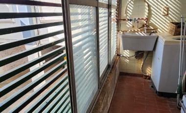 DEPARTAMENTO EN VENTA EN CALLE URQUIZA 1264  (A RECICLAR )