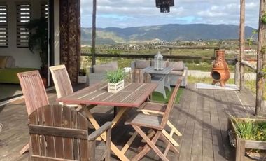 CASA EN RENTA EN EL CORAZON DEL VALLE DE GUADALUPE