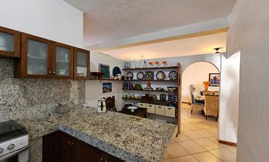 10 Palma Real. Casa Esquina