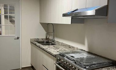 CASA EN VENTA EN PUERTA DEL SOL!