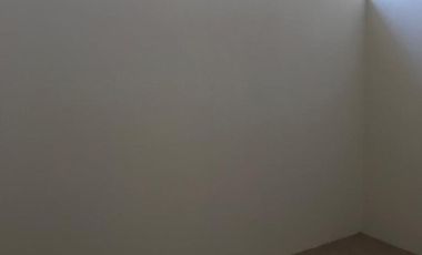 CASA EN VENTA EN PUERTA DEL SOL!