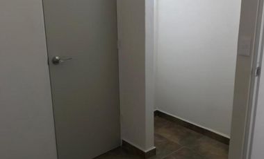 CASA EN VENTA EN PUERTA DEL SOL!