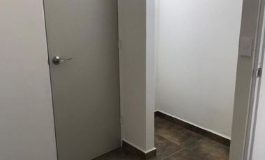 CASA EN VENTA EN PUERTA DEL SOL!