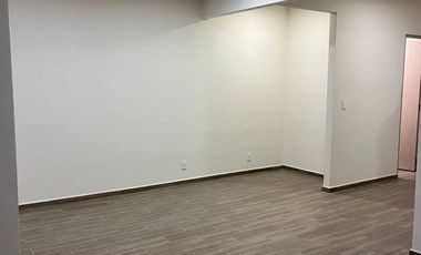 CASA EN VENTA EN PUERTA DEL SOL!