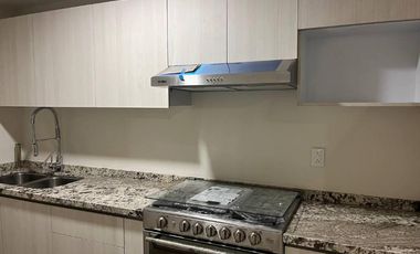 CASA EN VENTA EN PUERTA DEL SOL!