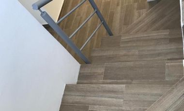 CASA EN VENTA EN PUERTA DEL SOL!